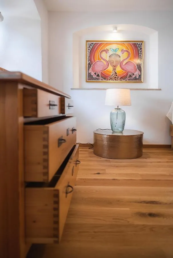 Historische Wohnung mit gehobenem Ambiente Walting Apartment